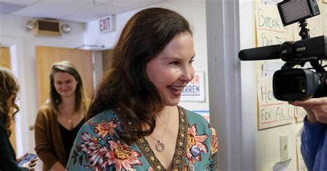 Ashley Judd responds after being criticized for her。